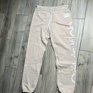 Calvin Klein sweatpants size/25 small color tan